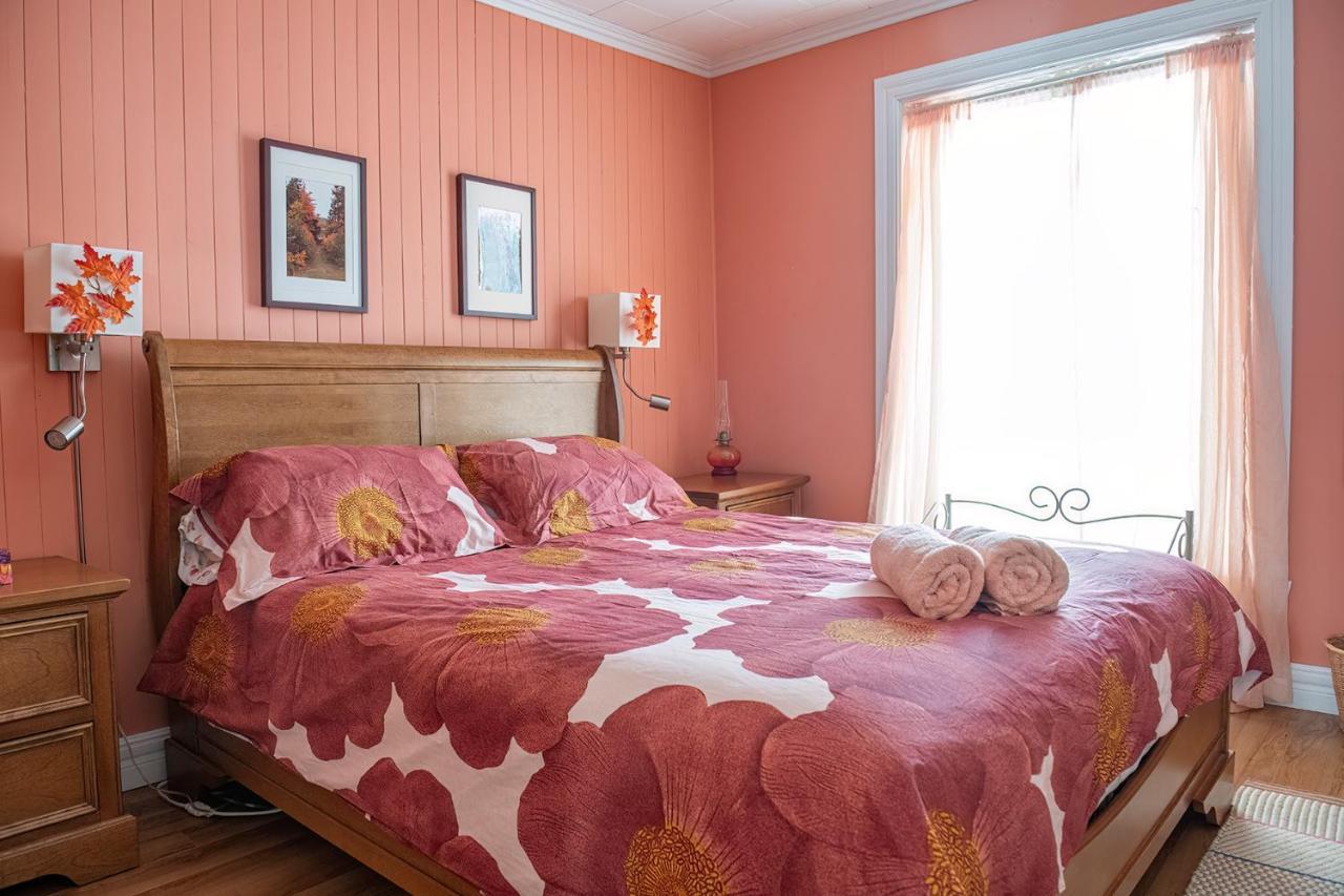 Bed & Cafe Petit Papillon Bed & Breakfast Grandes-Bergeronnes Luaran gambar