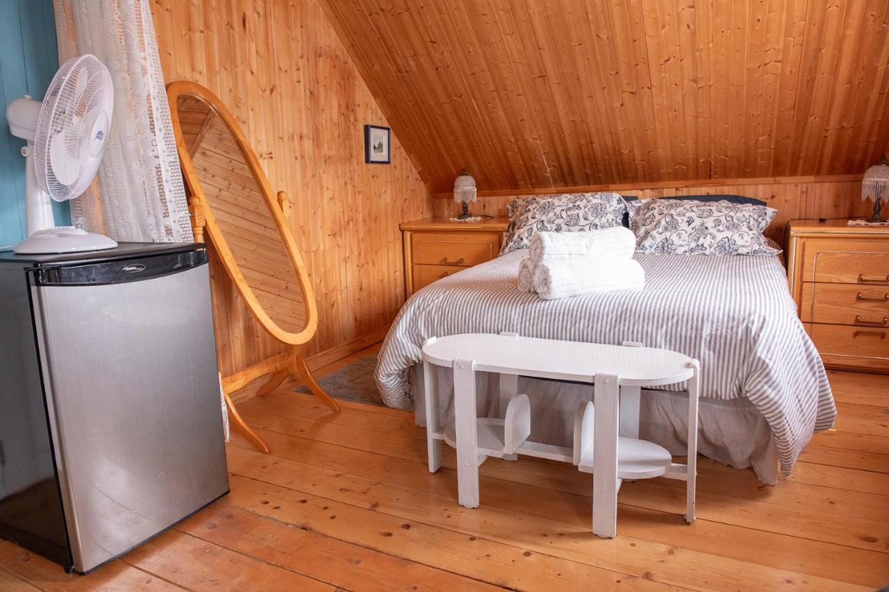 Bed & Cafe Petit Papillon Bed & Breakfast Grandes-Bergeronnes Luaran gambar